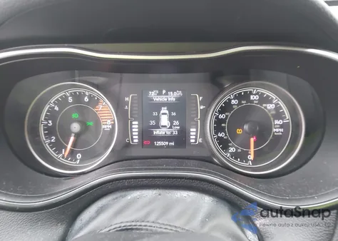 2019 Jeep Cherokee Altitude 4X4 из США, поврежденный, VIN 1C4PJMLXXKD311619